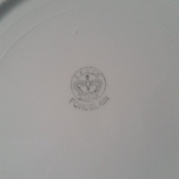 VINTAGE HAND PAINTED E.E.C.CO PORCELAIN 10.25" PLATE - Picture 6 of 7